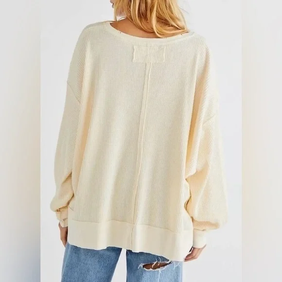 NWT Free People M Santa Clara Thermal in Alabaster White Top New V-Neck $78 ret. - Picture 6 of 7